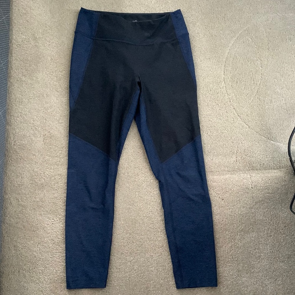 Outdoor voices leggings